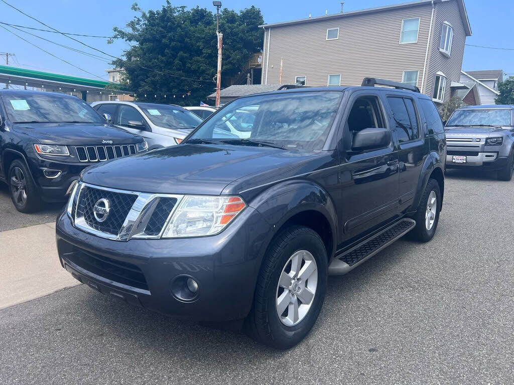 2011 NISSAN Pathfinder