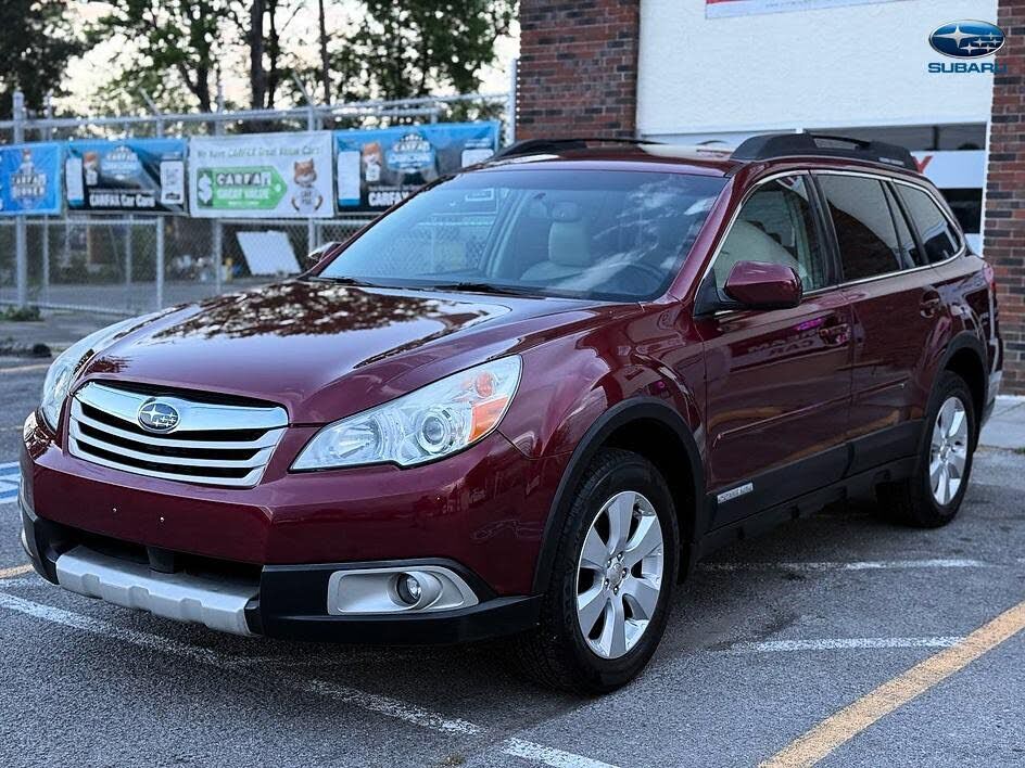 2011 SUBARU Outback