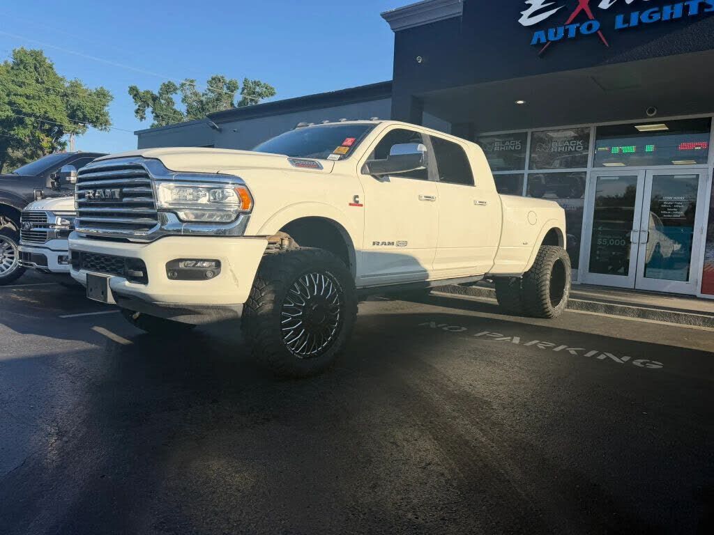 2022 RAM 3500