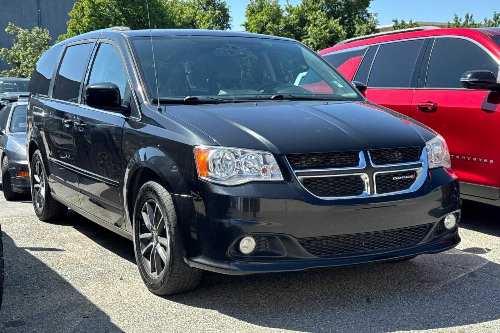 2017 DODGE Grand Caravan