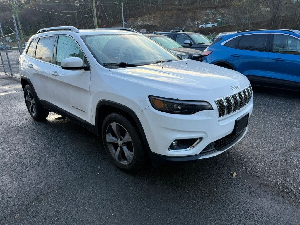 2019 JEEP Cherokee