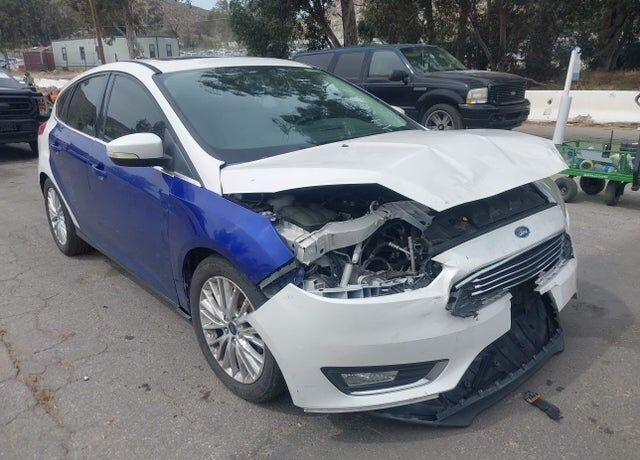 2016 FORD Focus