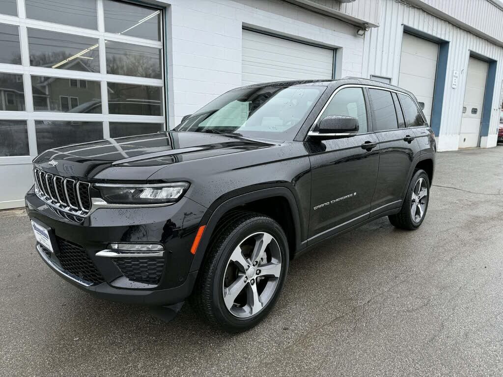 2023 JEEP Grand Cherokee