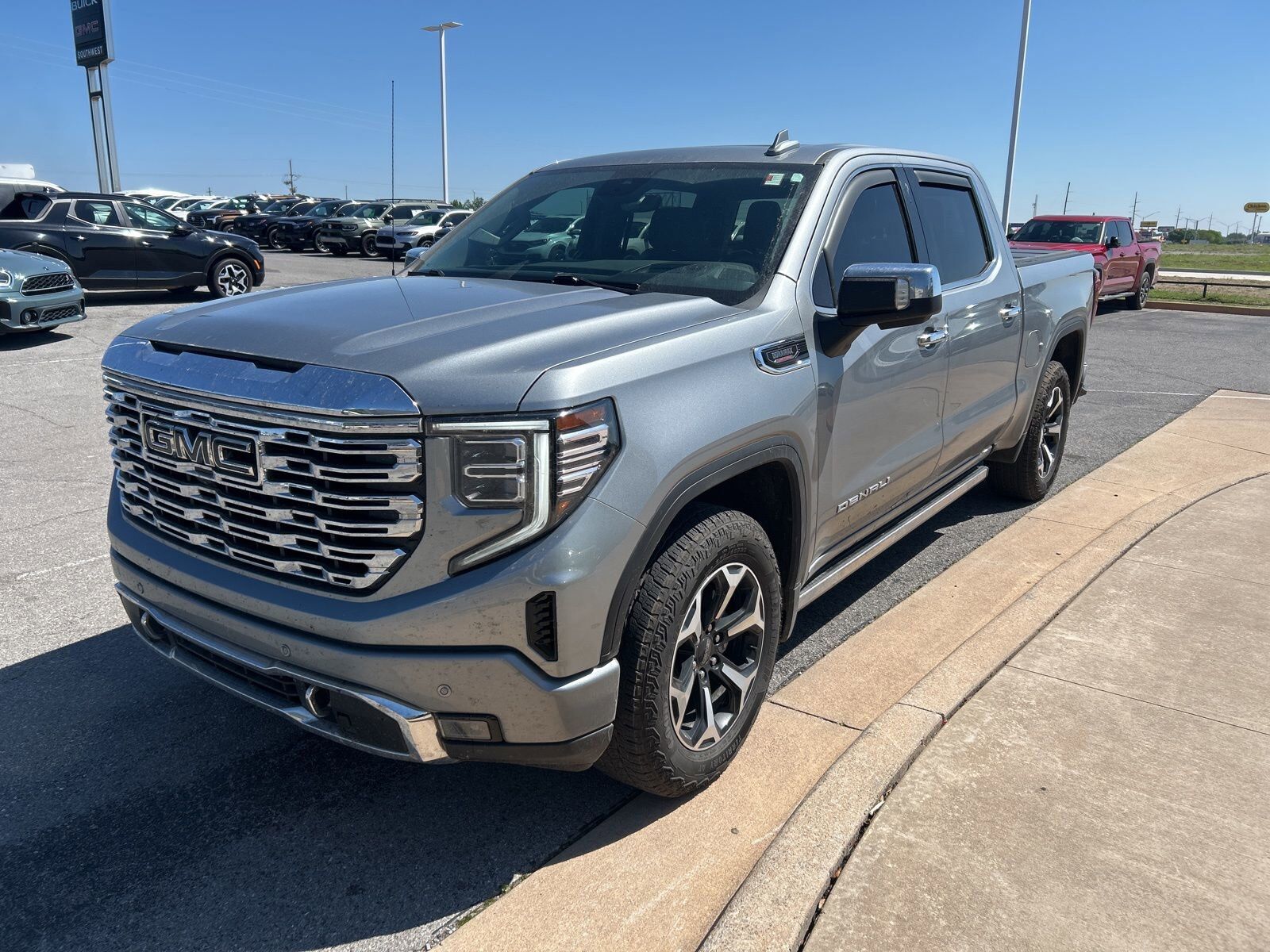2024 GMC Sierra