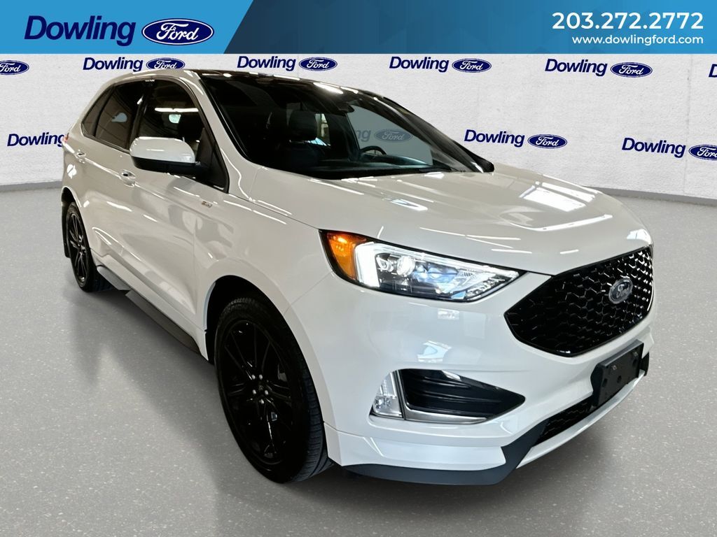 2023 FORD Edge