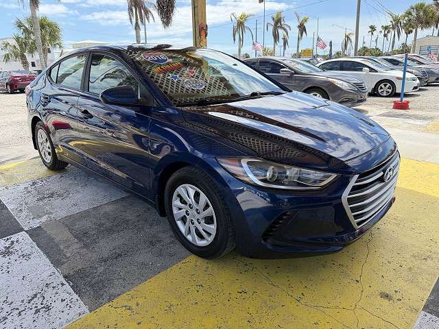 2018 HYUNDAI Elantra