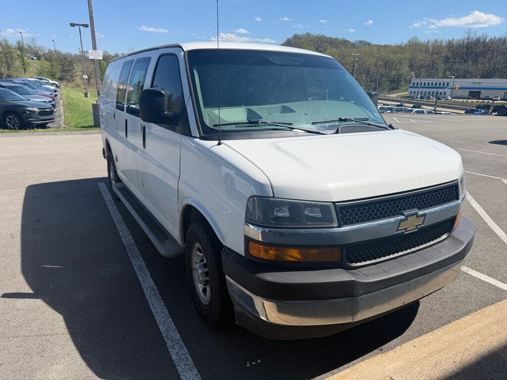 2018 CHEVROLET Express