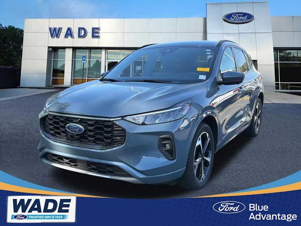 2023 FORD Escape