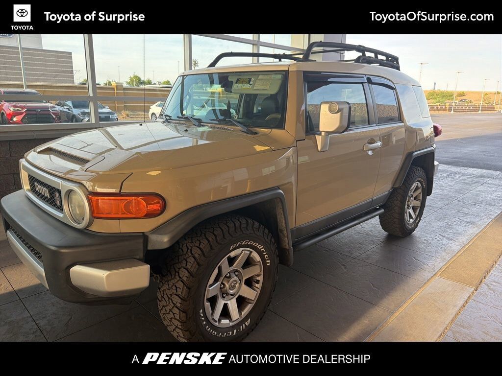 2014 TOYOTA FJ Cruiser