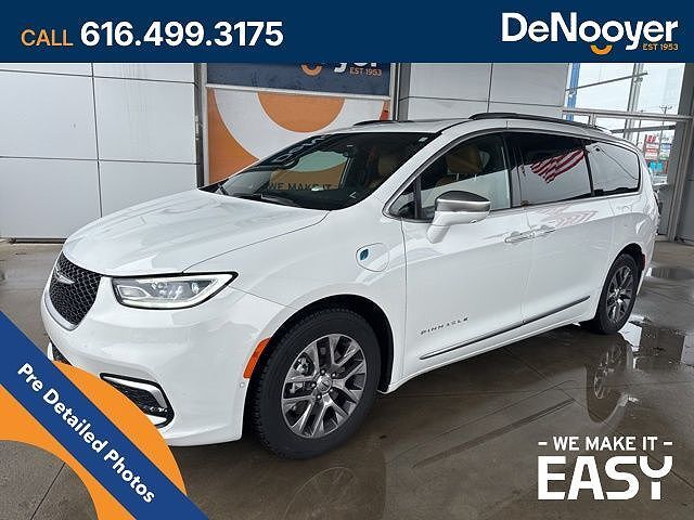 2022 CHRYSLER Pacifica