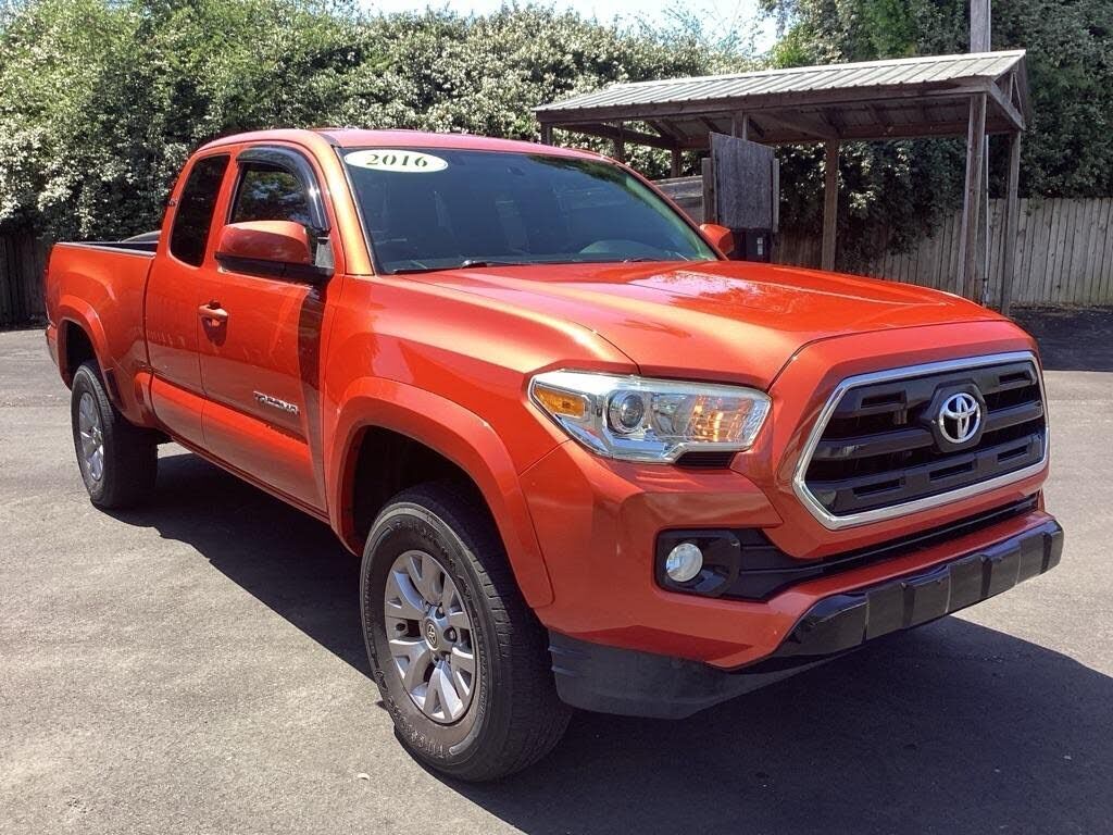 2016 TOYOTA Tacoma