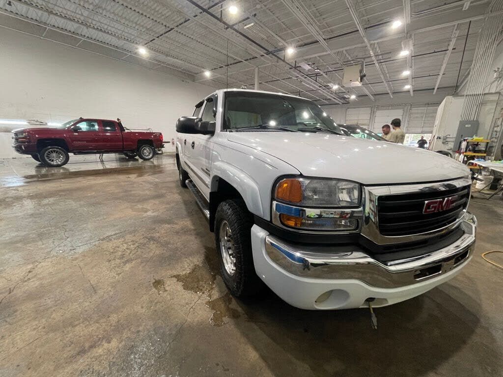 2004 GMC Sierra