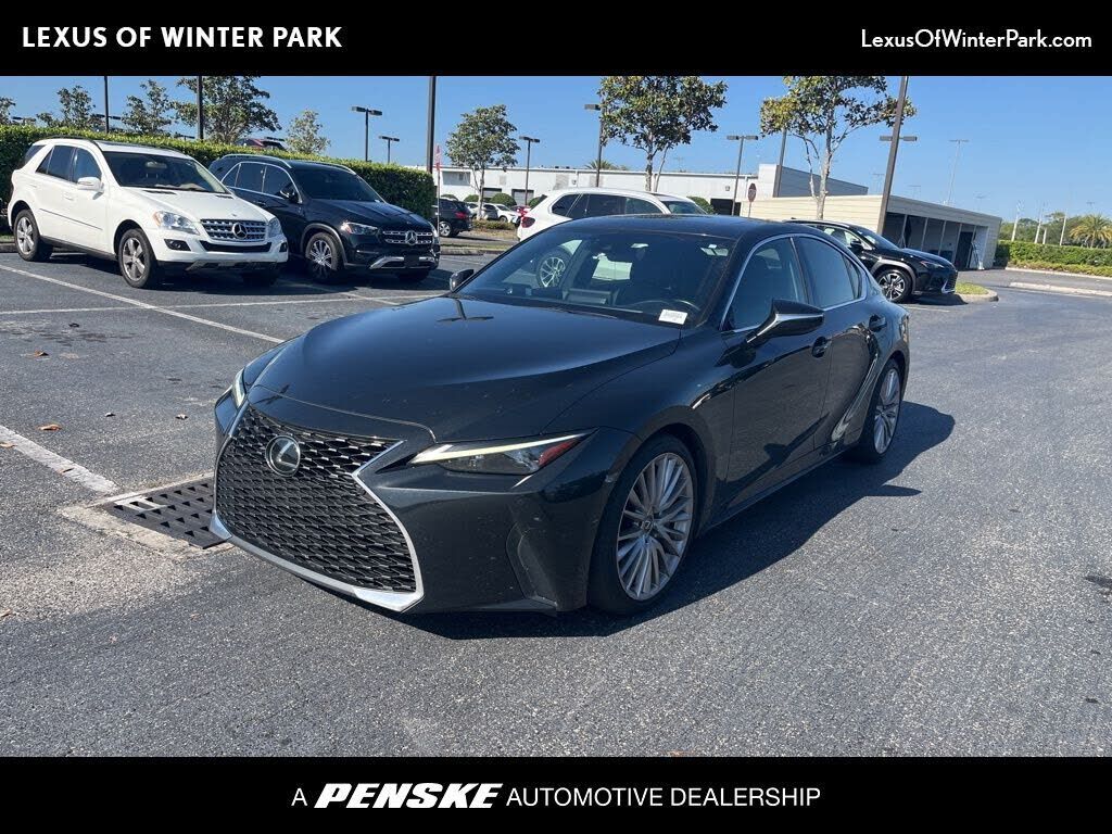 2023 LEXUS IS