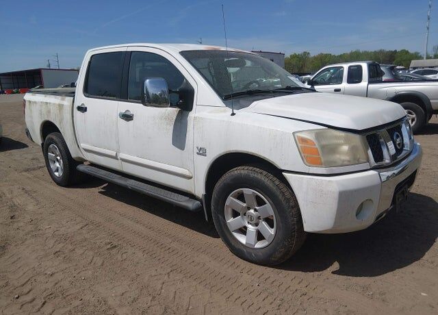 2004 NISSAN Titan