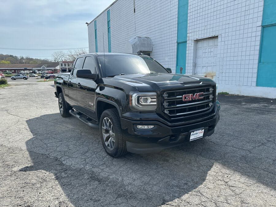 2017 GMC Sierra