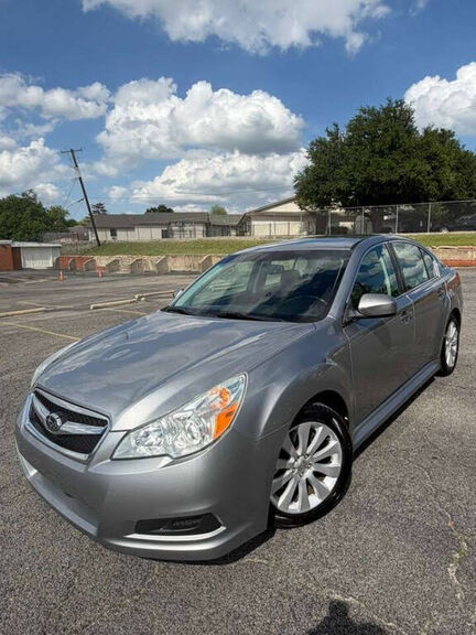 2011 SUBARU Legacy