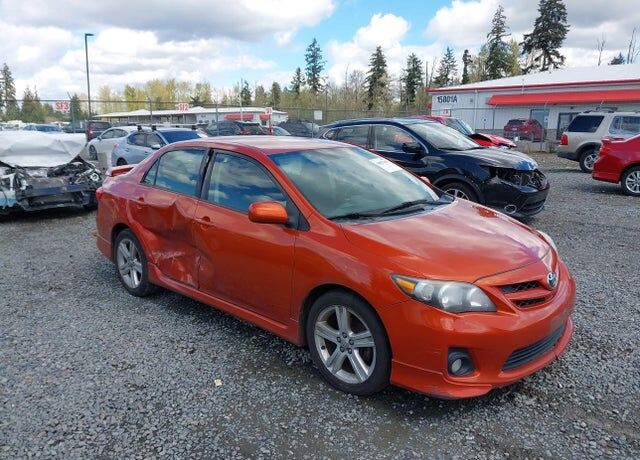 2013 TOYOTA Corolla