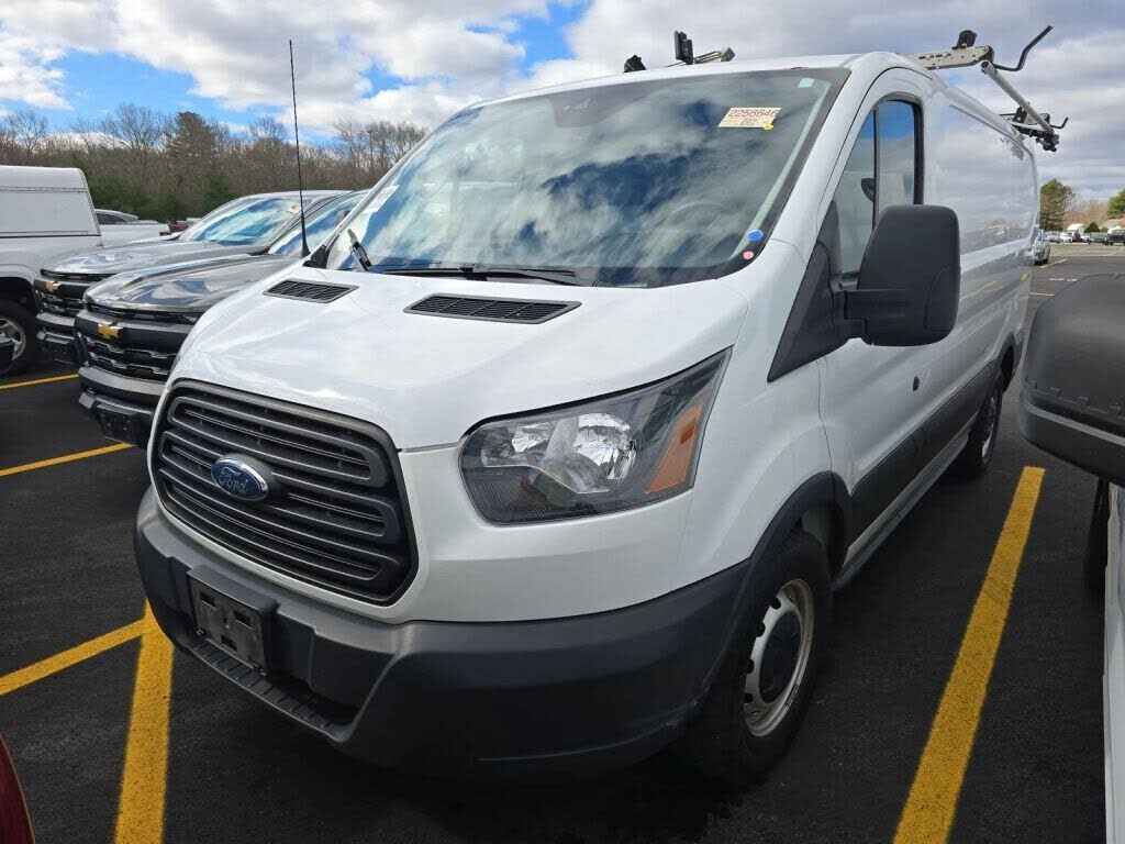 2019 FORD Transit