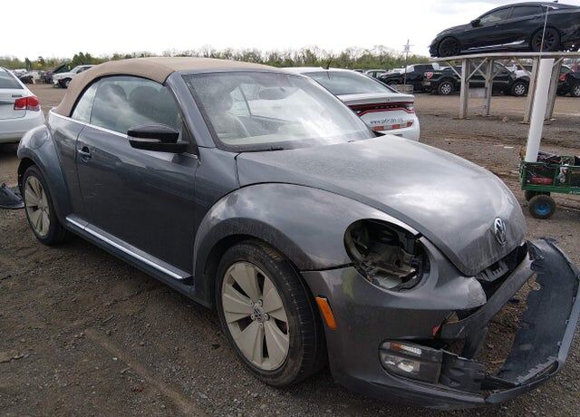 2013 VOLKSWAGEN Beetle