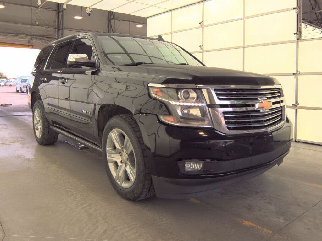 2017 CHEVROLET Tahoe