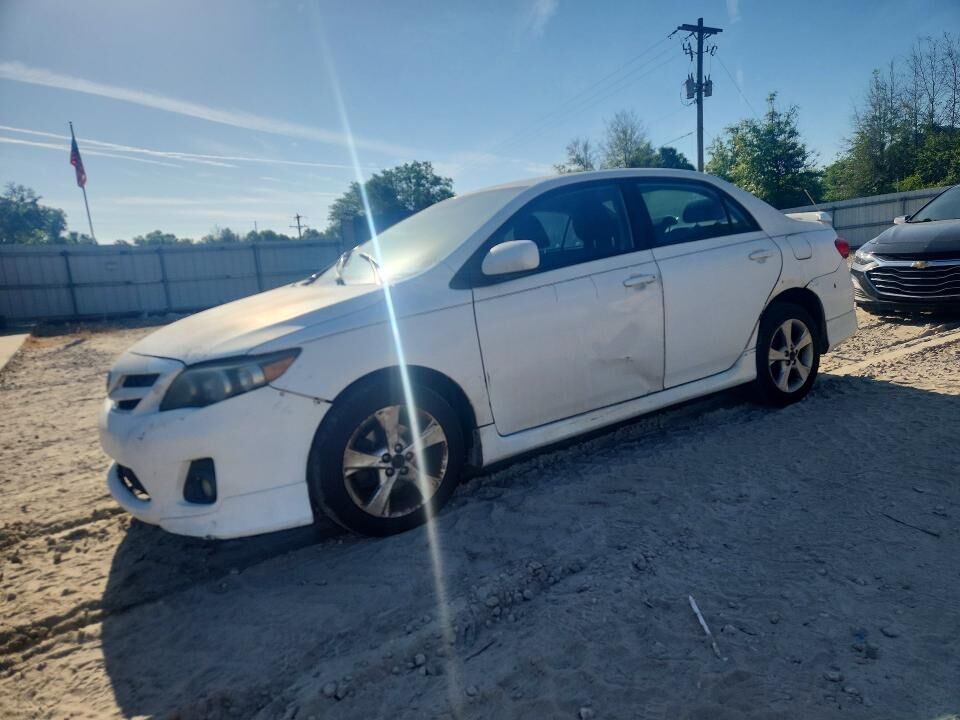 2013 TOYOTA Corolla