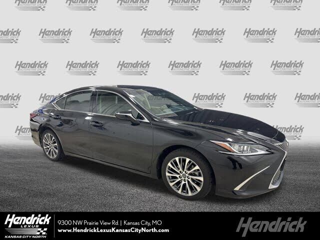2019 LEXUS ES