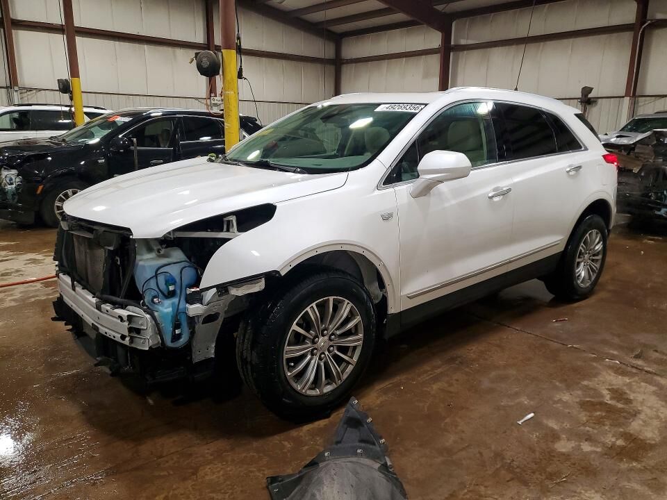 2017 CADILLAC XT5