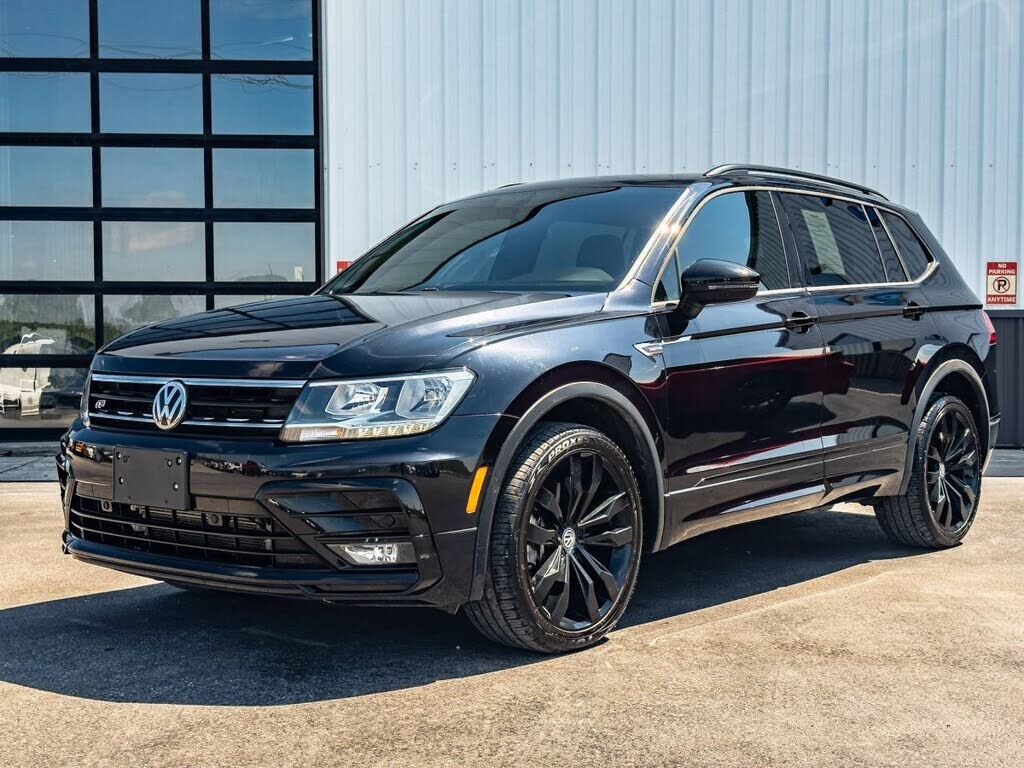 2021 VOLKSWAGEN Tiguan