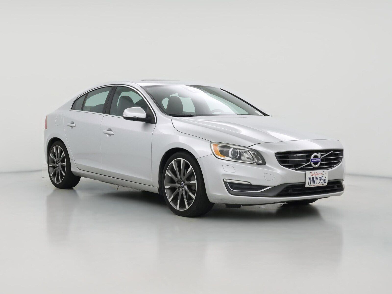 2015 VOLVO S60