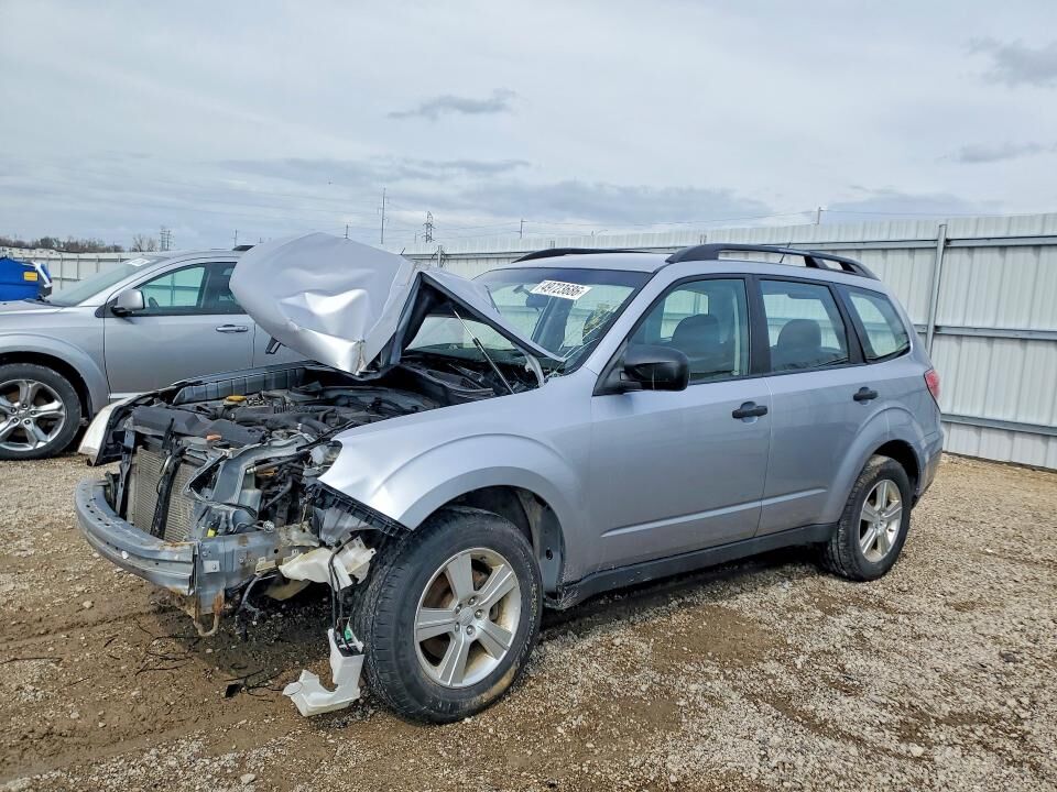 2013 SUBARU Forester
