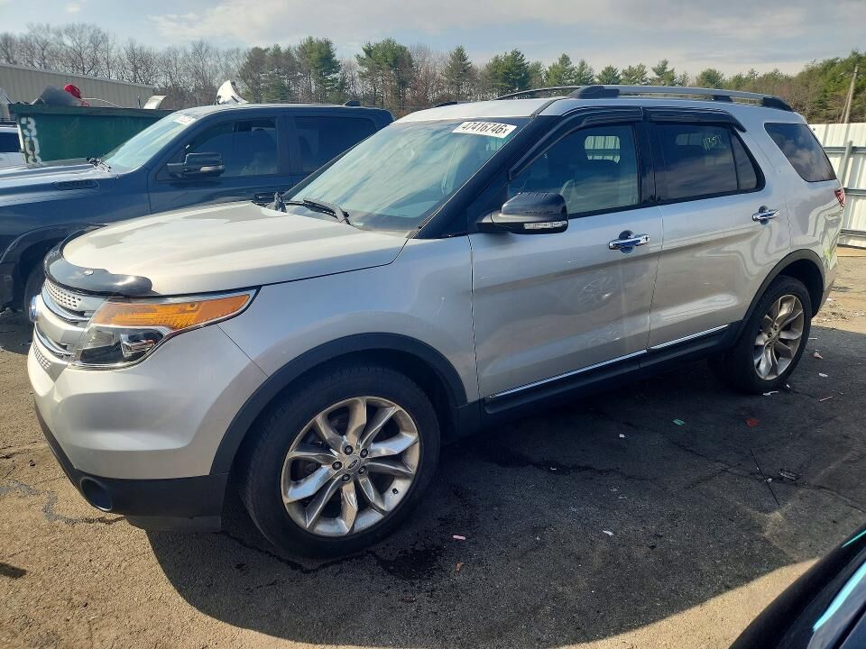 2013 FORD Explorer
