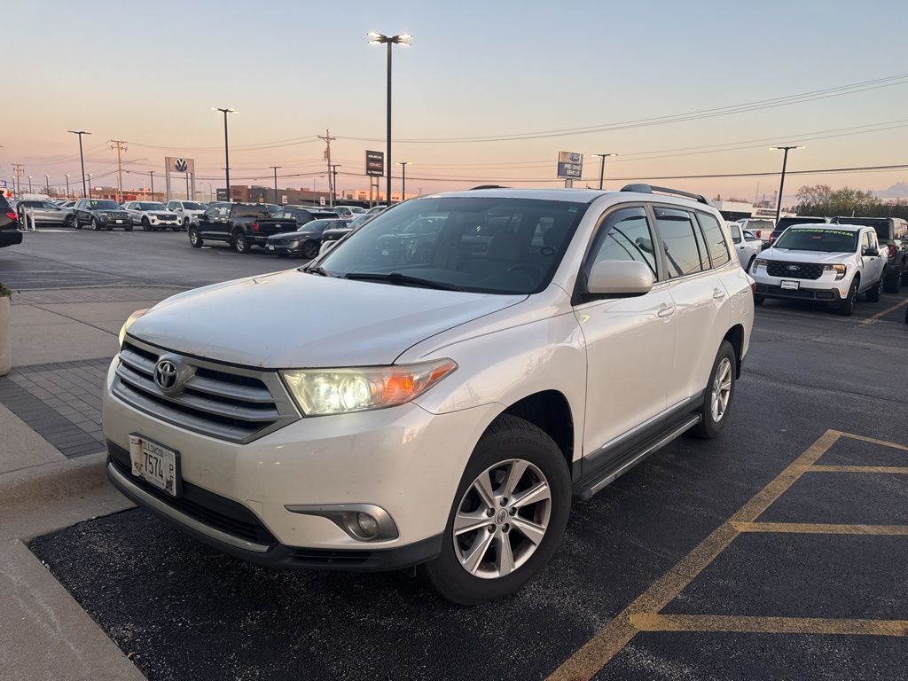 2011 TOYOTA Highlander