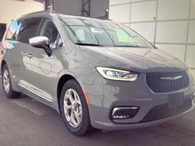 2023 CHRYSLER Pacifica