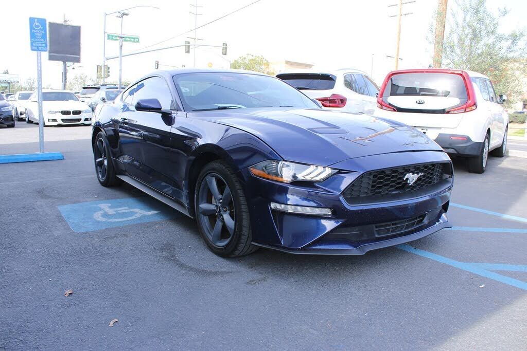 2019 FORD Mustang