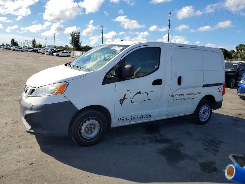 2016 NISSAN NV200