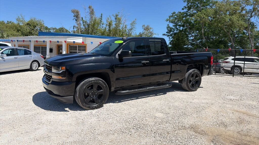 2017 CHEVROLET Silverado