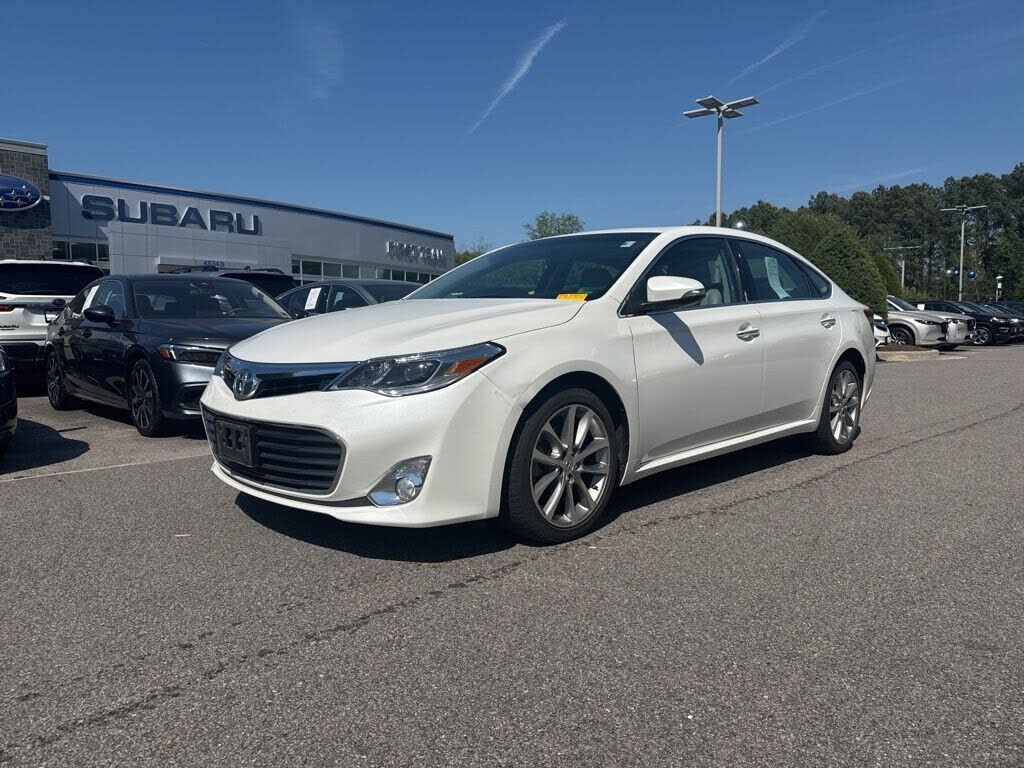 2014 TOYOTA Avalon