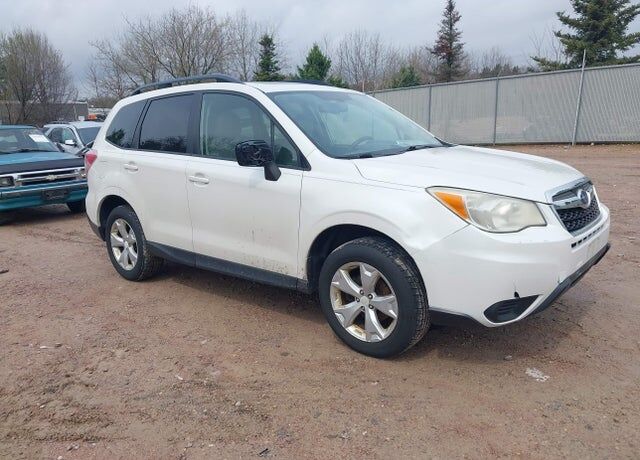 2014 SUBARU Forester