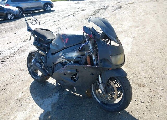 1999 SUZUKI GSX-R750