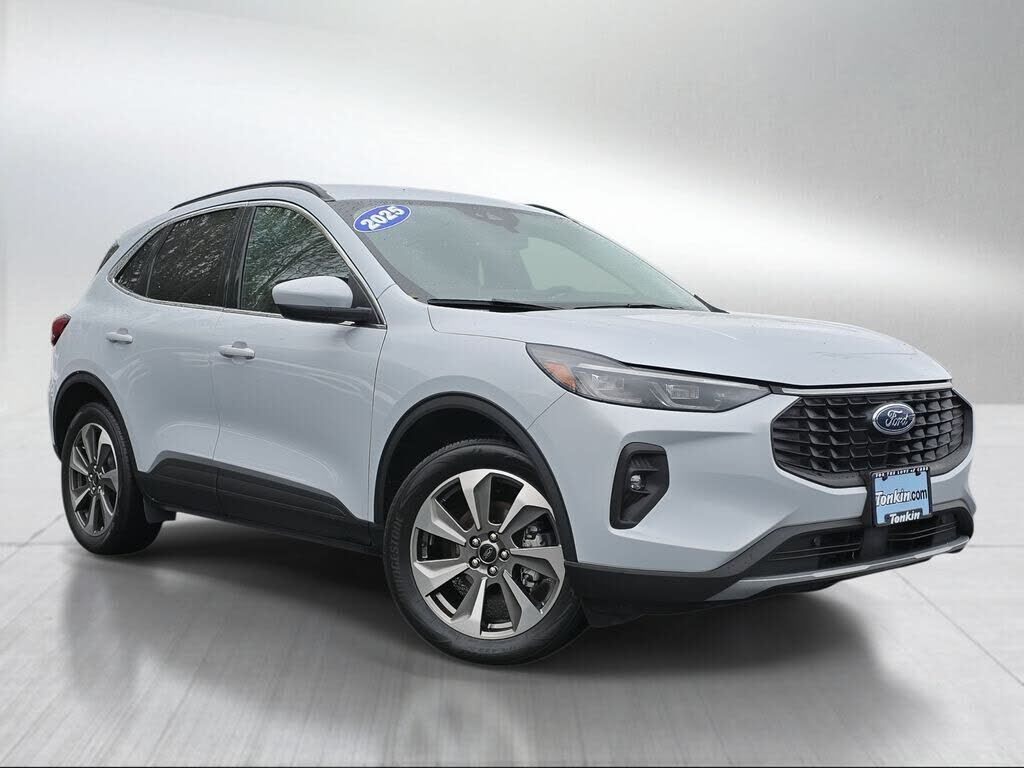 2025 FORD Escape