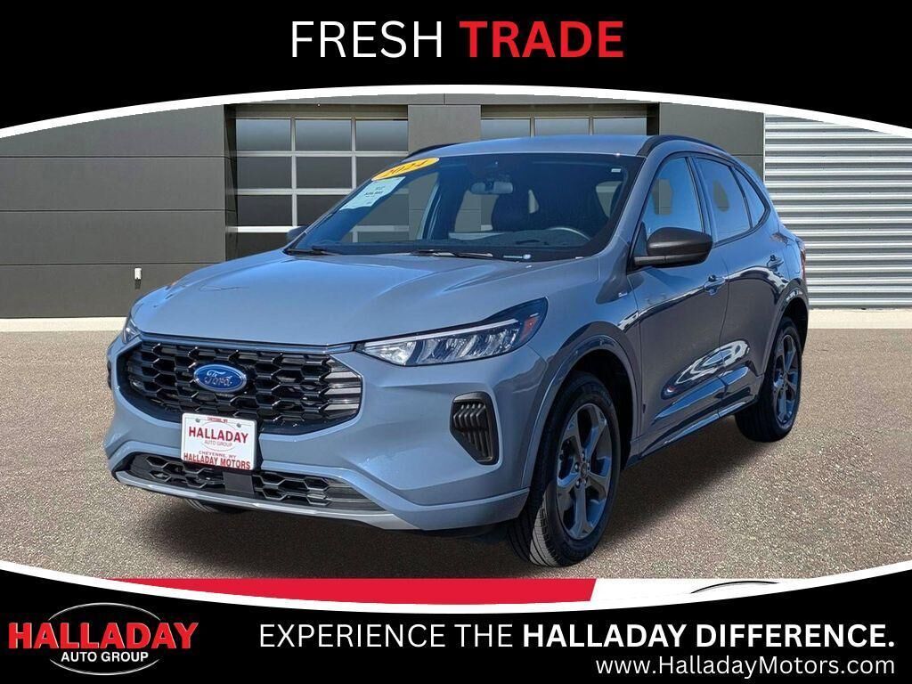 2024 FORD Escape