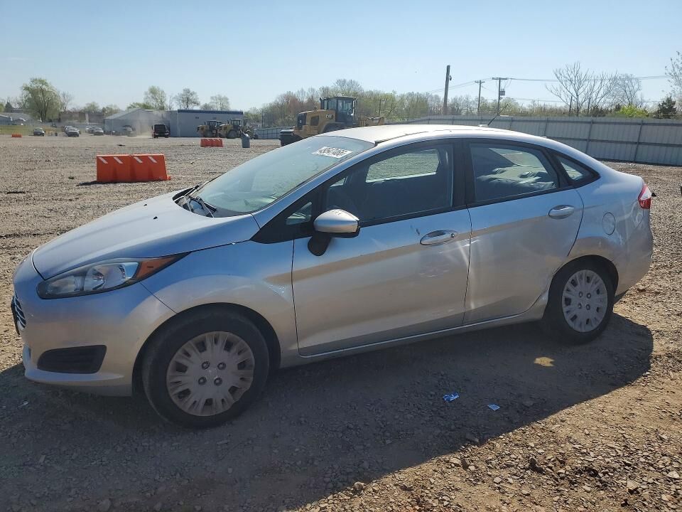 2014 FORD Fiesta