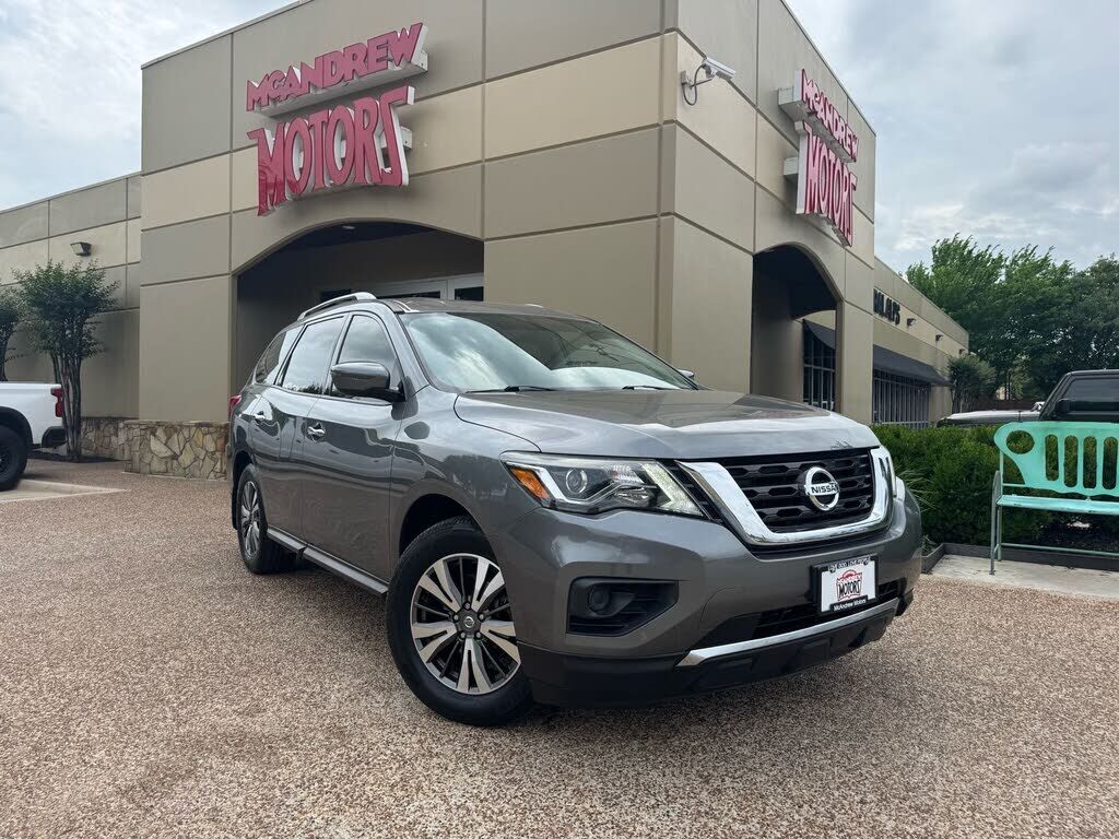 2020 NISSAN Pathfinder