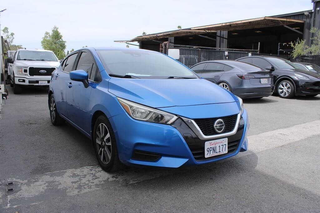 2022 NISSAN Versa