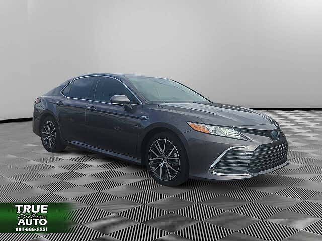 2021 TOYOTA Camry