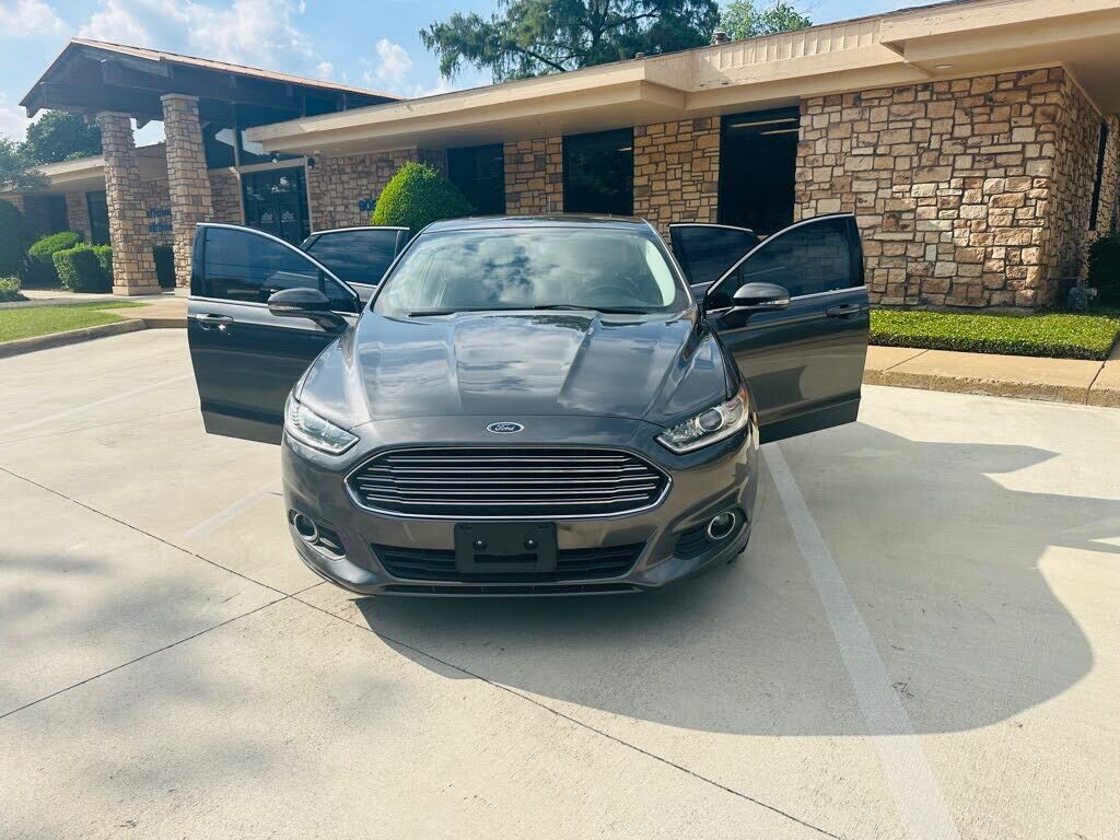 2016 FORD Fusion