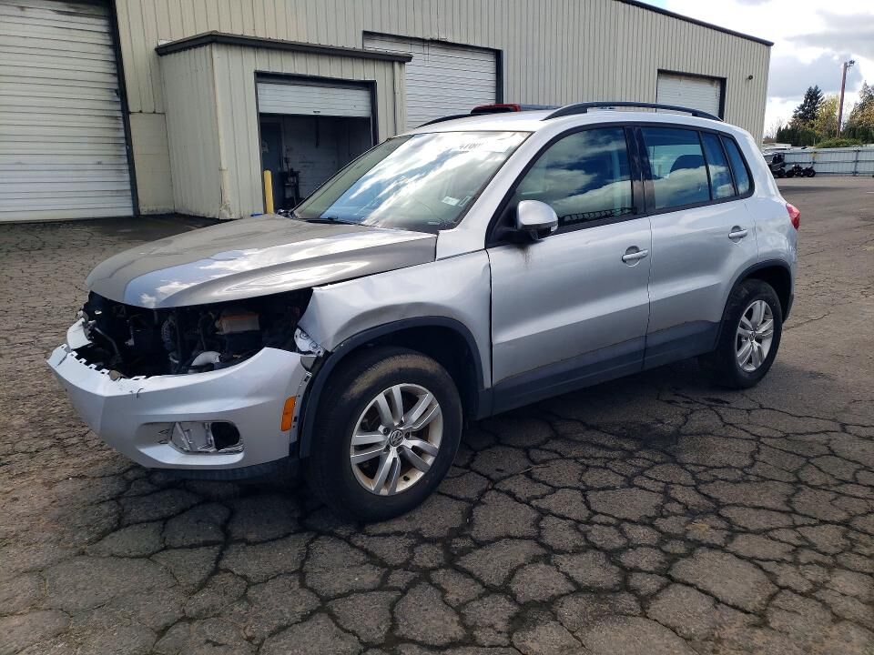 2017 VOLKSWAGEN Tiguan