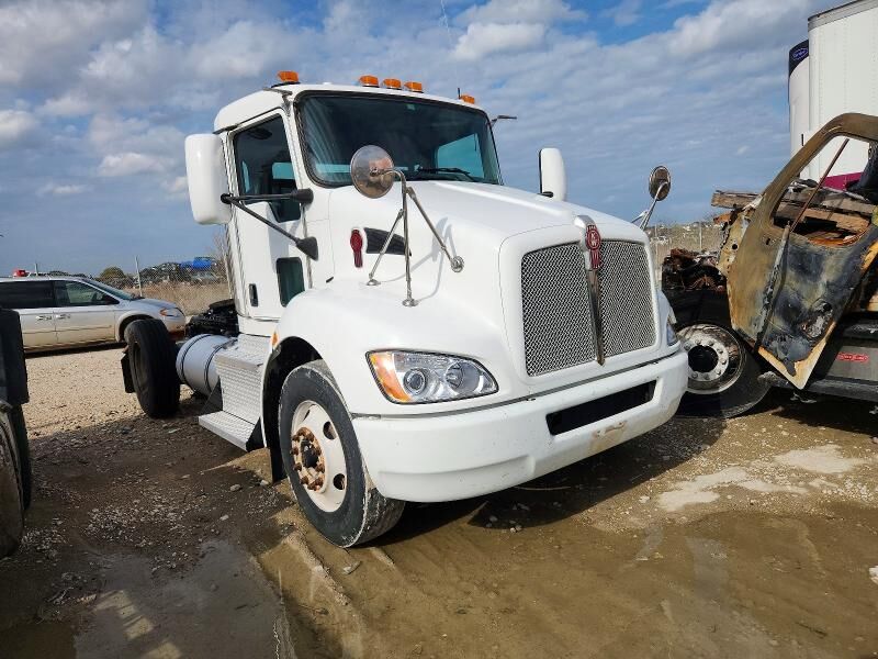 2016 KENWORTH T3 Series