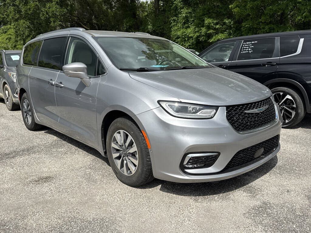2021 CHRYSLER Pacifica