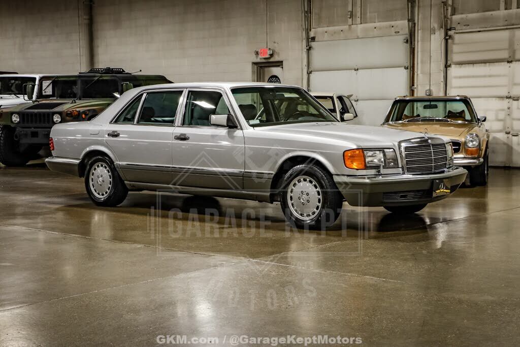 1991 MERCEDES-BENZ 560